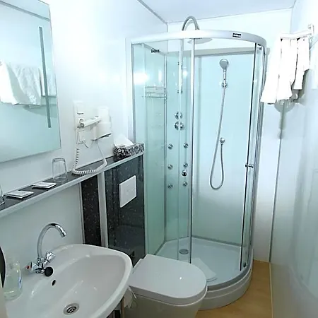 ホテル Waldhotel Albachmuehle Wasserliesch