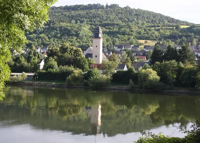 호텔 Waldhotel Albachmuehle Mit Albacher Stuben Wasserliesch