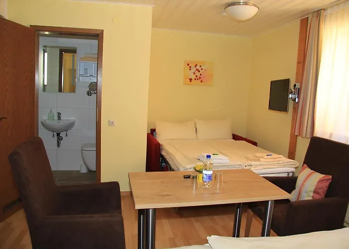 Waldhotel Albachmuehle Mit Albacher Stuben Wasserliesch