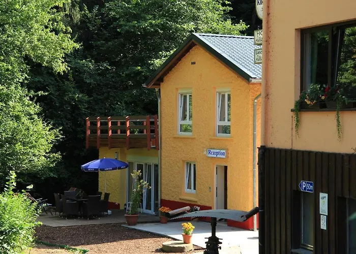 Waldhotel Albachmuehle Mit Albacher Stuben Hotel Wasserliesch