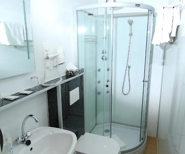 Waldhotel Albachmuehle Mit Albacher Stuben 호텔 Wasserliesch